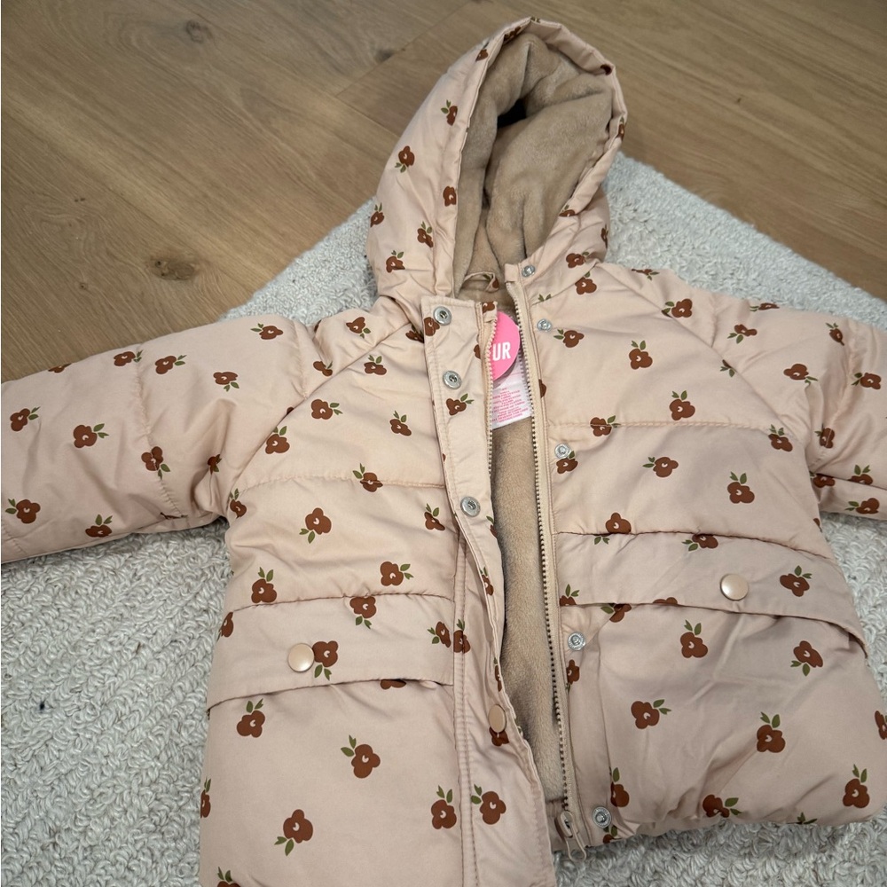 Winter jacket ( 3T) - Picture 2 of 6